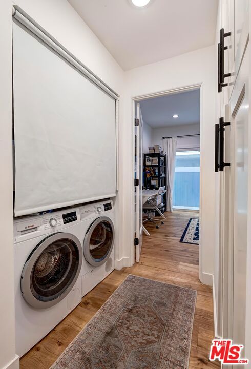 1131 12th Street, Santa Monica CA: https://media.crmls.org/mediaz/f7b45857-8896-4925-97e8-64b478aded81.jpg