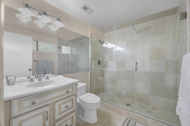 71521 Halgar Road, Rancho Mirage CA: https://media.crmls.org/mediaz/f7b4b262-bb4f-45a9-a8db-96d5430fbad6.jpg