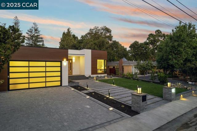 720 Laurel Dr, Walnut Creek CA: https://media.crmls.org/mediaz/f7b4bcc4-8f6b-4fa9-b9f6-8b9171425a73.jpg