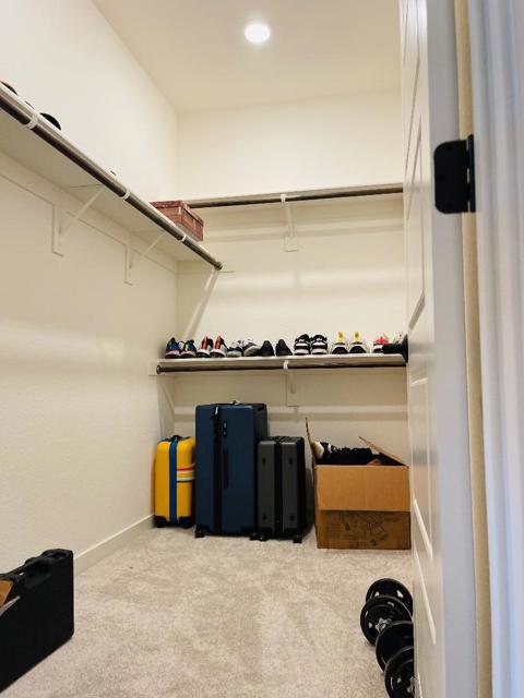 2749 Ambrosia Way, Fairfield CA: https://media.crmls.org/mediaz/f7b54f2e-46f6-4bfa-b6a2-26278701b19a.jpg