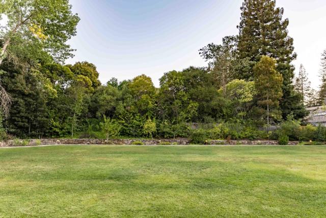 58 Marymont Avenue, Atherton CA: https://media.crmls.org/mediaz/f7b5ee61-4b65-4719-8cb1-33c945f7984c.jpg