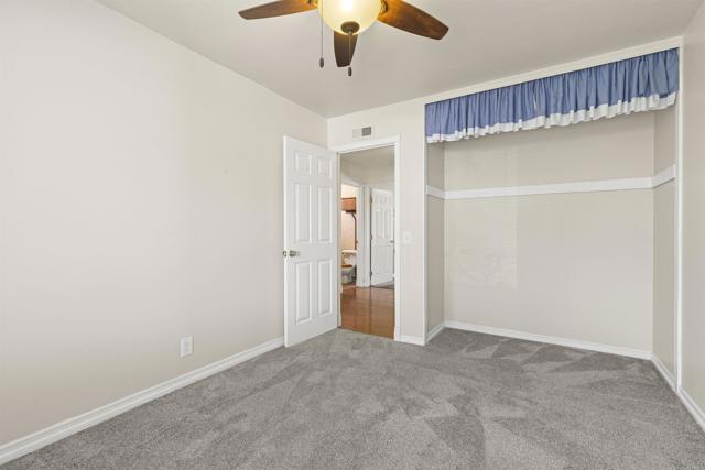 Detail Gallery Image 11 of 13 For 13517 Del Marino Ave, Poway,  CA 92064 - 3 Beds | 2 Baths