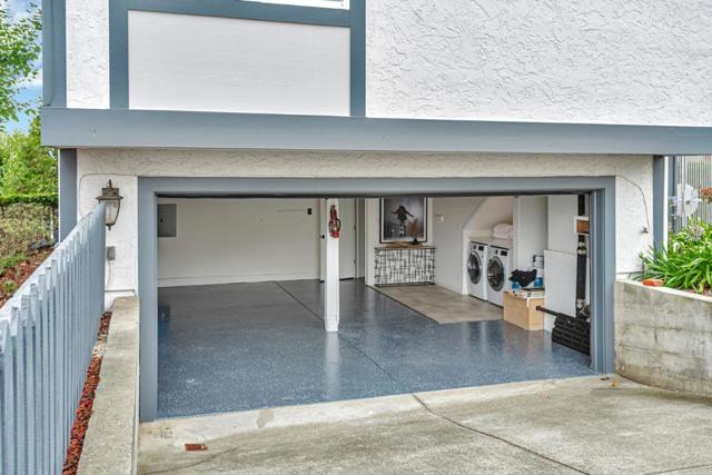 193 Linden Avenue, San Bruno CA: https://media.crmls.org/mediaz/f7b6e2c7-bb88-4bf9-a4ef-4297505b1f1b.jpg