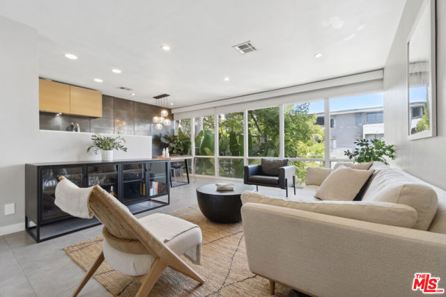1145 Larrabee Street, West Hollywood CA: https://media.crmls.org/mediaz/f7b85a37-fa5a-4292-88b2-35b7d300a189.jpg