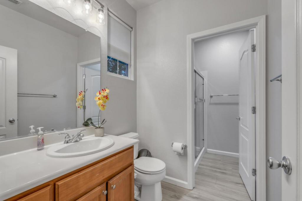 F7B8678B A0C7 4B74 8969 E78C59D40225 310 Ashlee Avenue, Tracy, Ca 95391 &Lt;Span Style='BackgroundColor:transparent;Padding:0Px;'&Gt; &Lt;Small&Gt; &Lt;I&Gt; &Lt;/I&Gt; &Lt;/Small&Gt;&Lt;/Span&Gt;