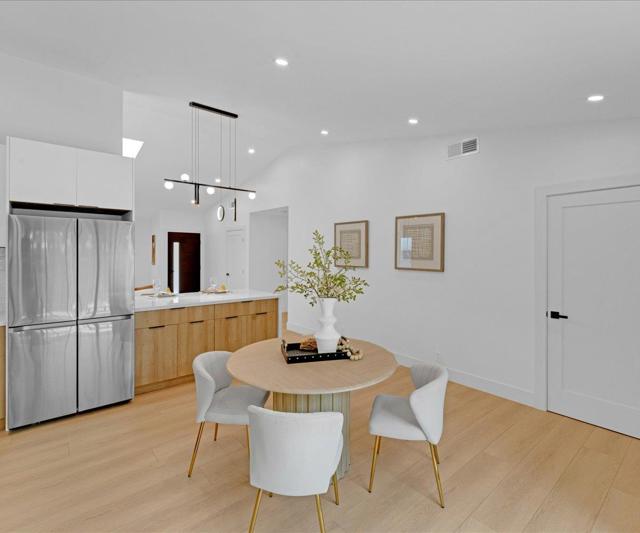 6932 Burning Tree Court, San Jose CA: https://media.crmls.org/mediaz/f7b88d06-1026-4eb1-83ae-90c1d0fcee81.jpg