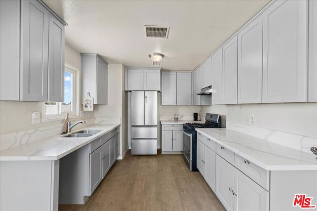 40611 178th Street, Lancaster CA: https://media.crmls.org/mediaz/f7b8be8a-69b5-4930-8a87-f37cd4232b81.jpg