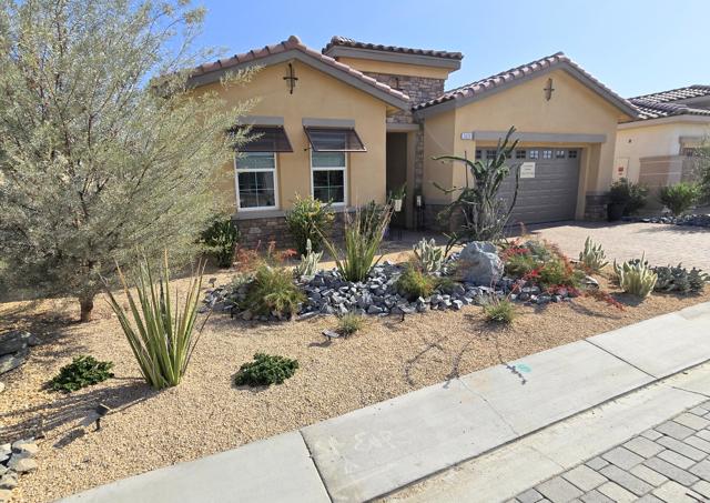 3426 Via Leonardo, Palm Desert CA: https://media.crmls.org/mediaz/f7ba1a8c-aa05-4875-98a9-f854ecd1f931.jpg