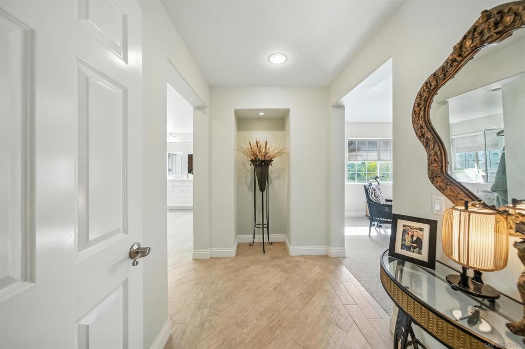 MLS #250031505SD img 29