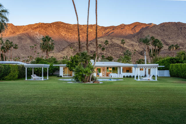 2622 S Calle Palo Fierro, Palm Springs, CA 92264