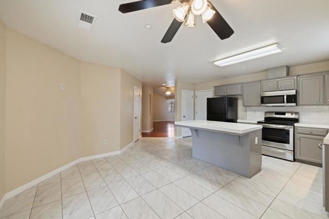 5309 CONTESSA, Fresno CA: https://media.crmls.org/mediaz/f7bb0fd1-881a-4f77-9689-ba54d0110da1.jpg