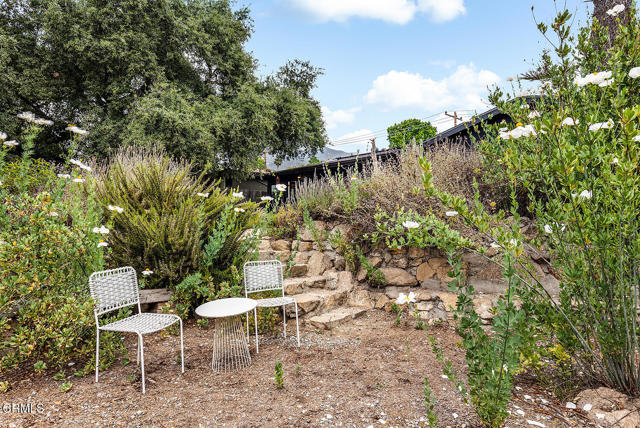 4155 Aralia Road, Altadena CA: https://media.crmls.org/mediaz/f7bb1c8a-7ed9-43c4-97c2-a15361cfa746.jpg