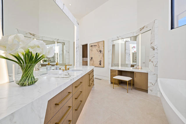 Image 31 of 61 For 173 Tamit Place