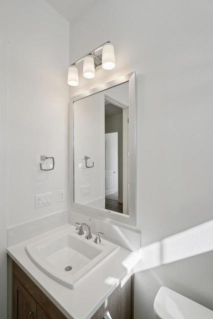 605 Santa Ynez Way, Marina CA: https://media.crmls.org/mediaz/f7bcc1c5-5601-47ae-b4b6-86eab2627cc3.jpg