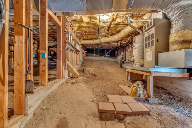 52402 Pine Ridge Road, Idyllwild CA: https://media.crmls.org/mediaz/f7bdd28a-4f16-41e8-94fb-c6e3c12d32bf.jpg