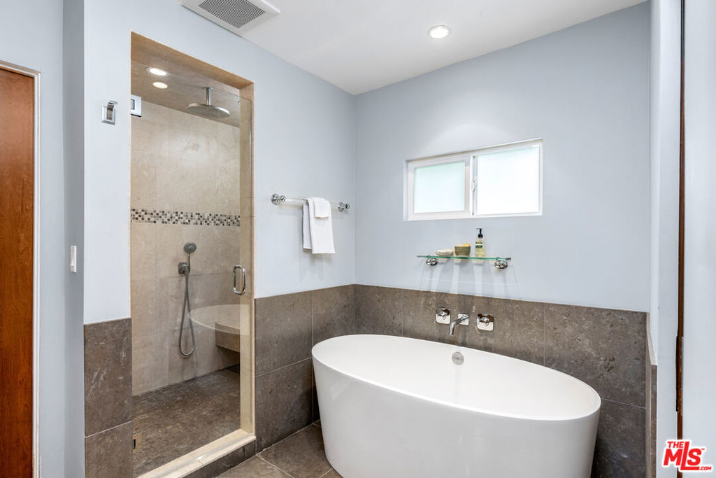 MLS #25619441 image #18