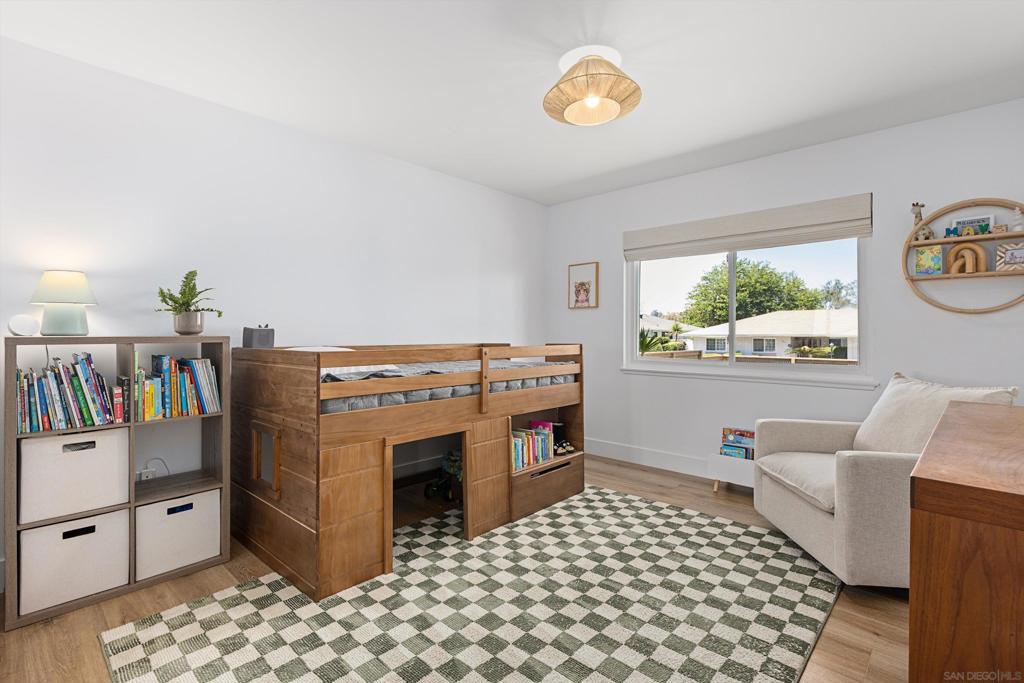 1063 San Julian - photo 18