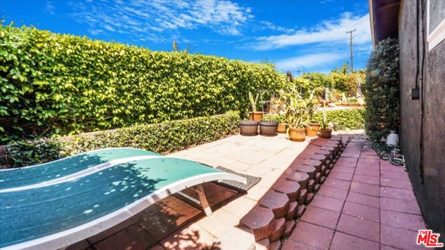 1237 Brian Street, Placentia CA: https://media.crmls.org/mediaz/f7bfec07-2707-4536-bfce-7f5773c7ca82.jpg