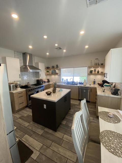 Image 2 of 9 For 77710 Westbrook Court