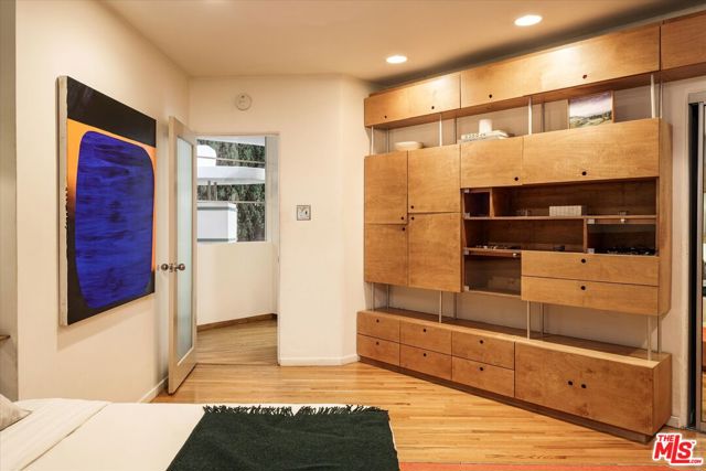 947 N Martel Avenue, Los Angeles CA: https://media.crmls.org/mediaz/f7c0be2b-2a2d-4cff-b481-5aa938780563.jpg