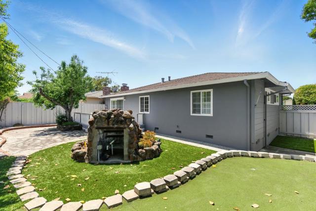 936 Greenwich Avenue, Sunnyvale CA: https://media.crmls.org/mediaz/f7c19d91-bff5-4d3c-b00e-63924ed28ec5.jpg
