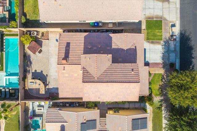 Image 35 of 48 For 84186 Canzone Drive
