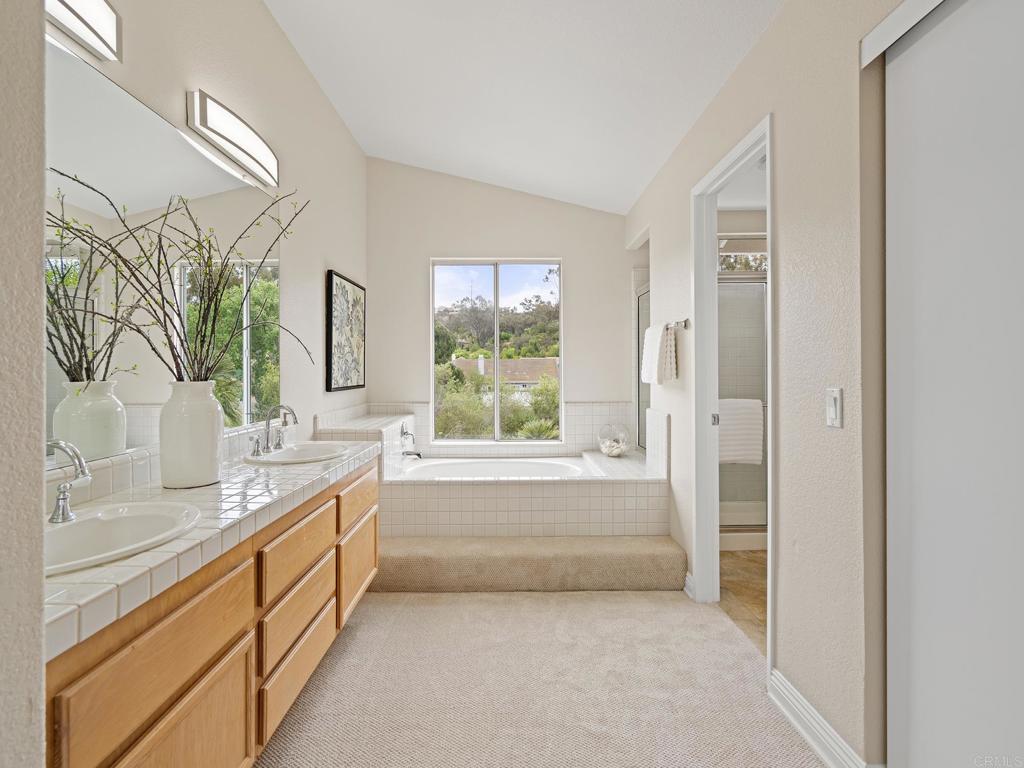1661 Willowhaven - photo 12