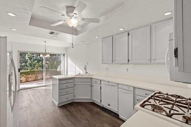Detail Gallery Image 23 of 74 For 1349 via Firenze, San Marcos,  CA 92078 - 3 Beds | 2 Baths