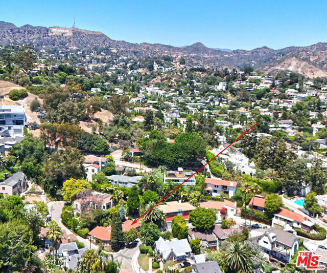 2228 Vista Del Mar Place, Los Angeles CA: https://media.crmls.org/mediaz/f7c2cf8c-495a-4d89-b719-ec588cdb0e6f.jpg