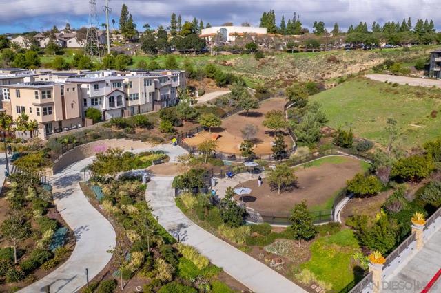 7839 Inception Way, San Diego CA: https://media.crmls.org/mediaz/f7c38b21-f988-4636-84a8-e799b19aca86.jpg
