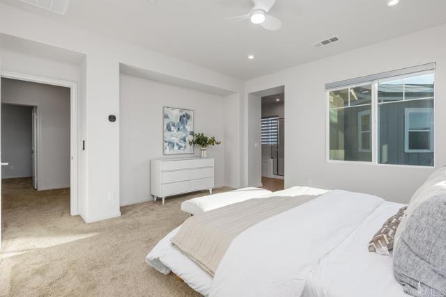 Detail Gallery Image 17 of 40 For 1505 Wingwood Ln, Vista,  CA 92083 - 3 Beds | 2/1 Baths