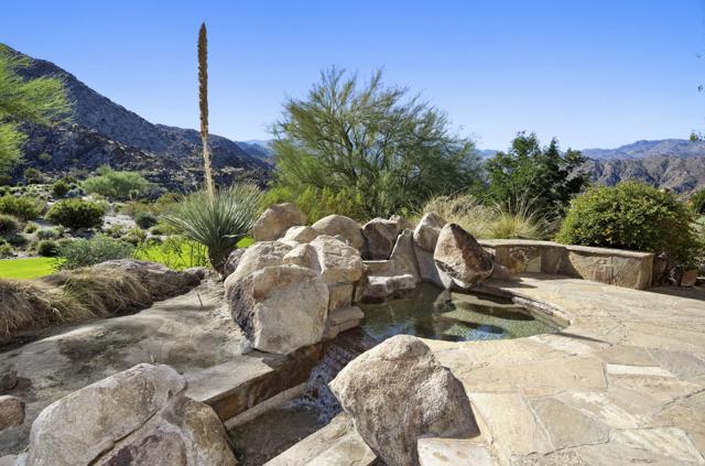 49518 Hidden Valley N Trail, Indian Wells CA: https://media.crmls.org/mediaz/f7c419cb-1a4a-4012-91ea-c56af6483c4d.jpg