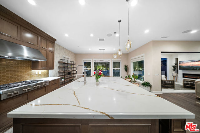 20643 W Wood Rose Court, Porter Ranch CA: https://media.crmls.org/mediaz/f7c4849f-e26a-4226-bd84-350072c7e538.jpg
