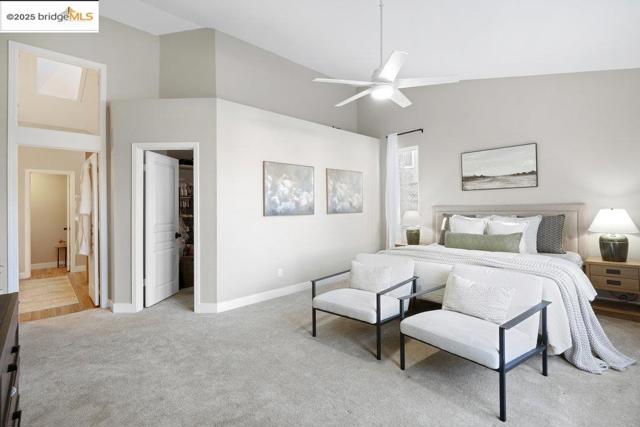 1030 Orchid Dr, Brentwood CA: https://media.crmls.org/mediaz/f7c4a777-f5ac-4b87-a619-54027ce6cca9.jpg