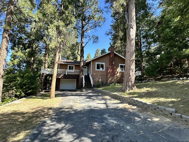 52080 Acorn, Idyllwild CA: https://media.crmls.org/mediaz/f7c4b94c-3c67-4eb2-b93f-2fa2fa8623c3.jpg
