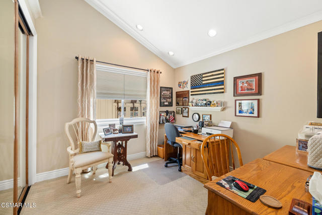 178 Sailwind Court, Simi Valley CA: https://media.crmls.org/mediaz/f7c5ded8-f4b7-4e20-9338-59b641af2846.jpg
