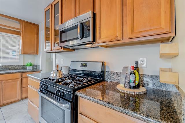 3586 3588 Orange Avenue, San Diego CA: https://media.crmls.org/mediaz/f7c6527d-2bb0-436b-93bf-55cb6ab3f82f.jpg