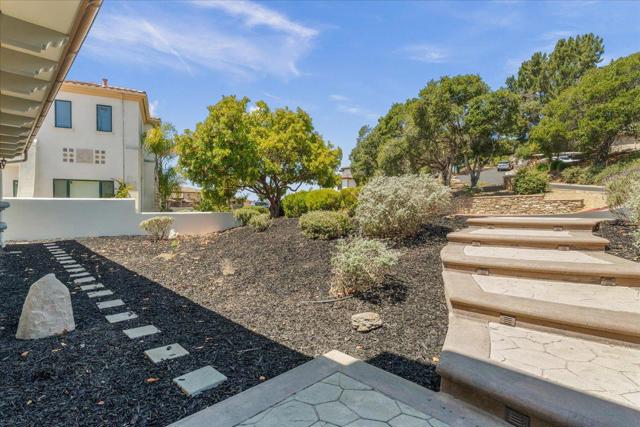 2100 Stone Ridge Drive, Royal Oaks CA: https://media.crmls.org/mediaz/f7c6d176-e476-4150-a678-e9006795c9c2.jpg