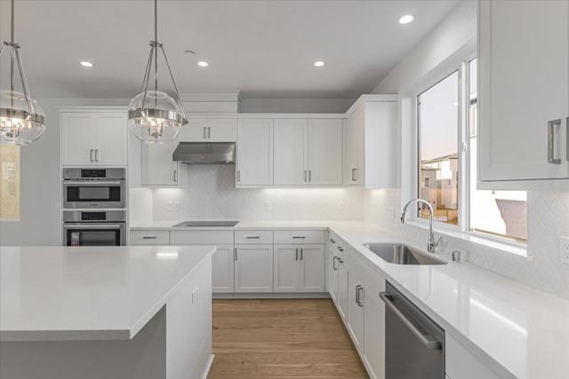 1005 Sinopia Terrace, San Ramon CA: https://media.crmls.org/mediaz/f7c7705c-f71d-42e3-9f16-deb80c37c616.jpg