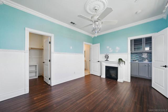 1705 Tuckers Grove Ave, Chula Vista CA: https://media.crmls.org/mediaz/f7c7b6d8-57fa-4179-a6de-ff31199ab3bf.jpg