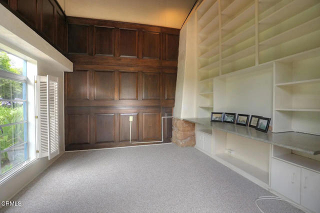 2607 Puesta Del Sol, Santa Barbara CA: https://media.crmls.org/mediaz/f7c7d6ab-6422-423f-8773-3815e962d9c4.jpg
