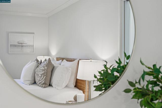 3231 Camino Colorados, Lafayette CA: https://media.crmls.org/mediaz/f7c936ea-691b-4581-ab41-decb9fba3d9a.jpg