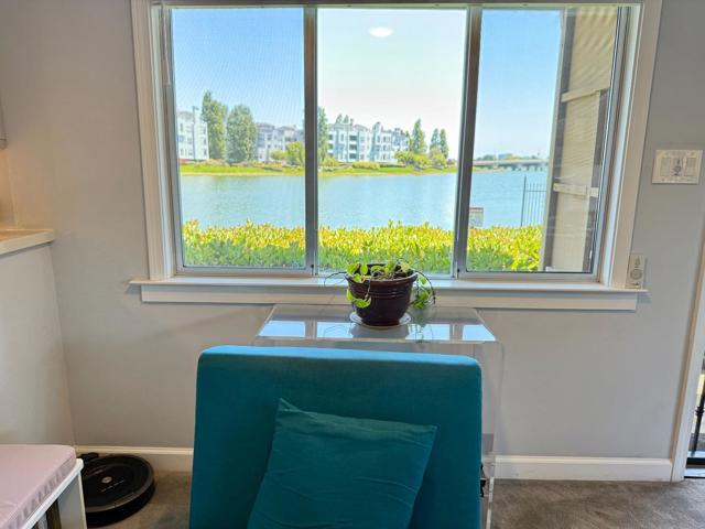 1576 Marina Court, San Mateo CA: https://media.crmls.org/mediaz/f7c939f4-7408-4eb6-8689-4c46d2ed792b.jpg