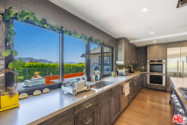 2841 Montcalm Avenue, Los Angeles CA: https://media.crmls.org/mediaz/f7c95c63-23fc-4f9b-b83a-e2cbc185e5a0.jpg