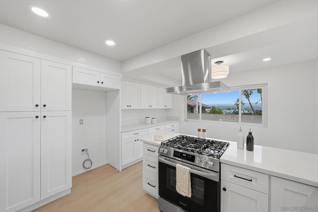 810 Omar Dr - photo 15