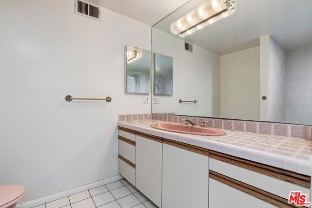 Drew Fenton | 1169 Wellesley Avenue Los Angeles CA | MLS: 7458312 Drew Fenton | 1169 Wellesley Avenue Los Angeles CA | MLS: 7458312