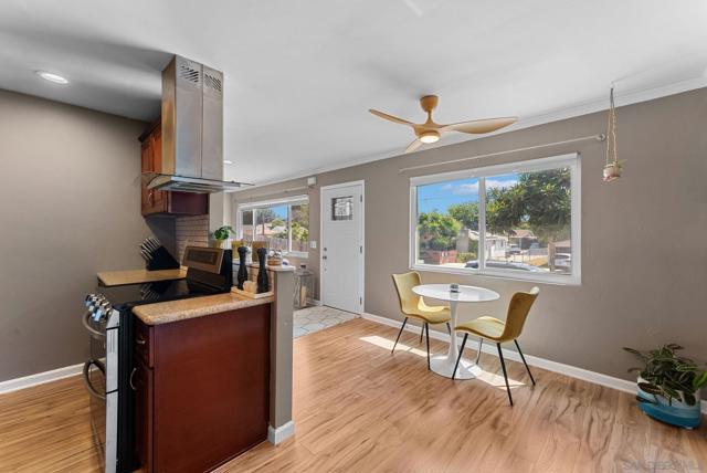 2542 Glebe Road, Lemon Grove CA: https://media.crmls.org/mediaz/f7cba4e5-7523-4e1c-bce8-fa7fcffb65bb.jpg