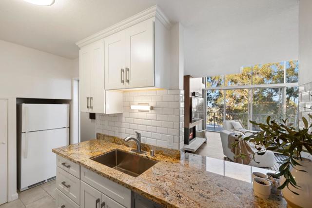 300 Davey Glen Road, Belmont CA: https://media.crmls.org/mediaz/f7cc314d-3a3e-4799-876c-9a8b4607b946.jpg