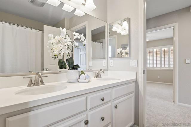 7878 Pipit Pl, San Diego CA: https://media.crmls.org/mediaz/f7ccd127-a65f-4c34-bcbc-2dab3f57d8e4.jpg