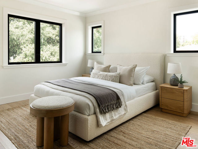 1456 Hepner Avenue, Los Angeles CA: https://media.crmls.org/mediaz/f7ccd374-b460-4c3c-836f-9f7682026cf8.jpg
